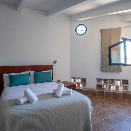 La Garrovilla Apartamentos Turisticos Lobelia Suites מראה חיצוני תמונה
