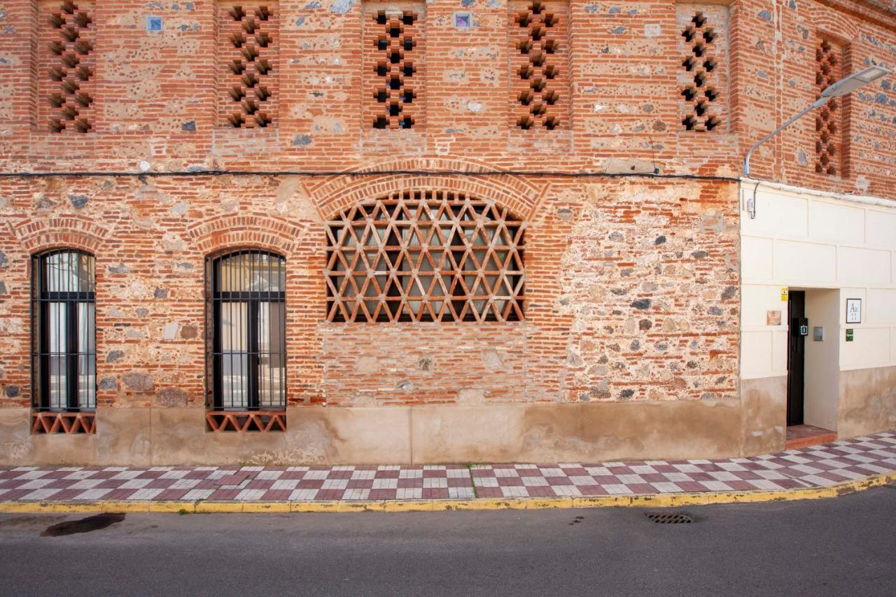 La Garrovilla Apartamentos Turisticos Lobelia Suites מראה חיצוני תמונה