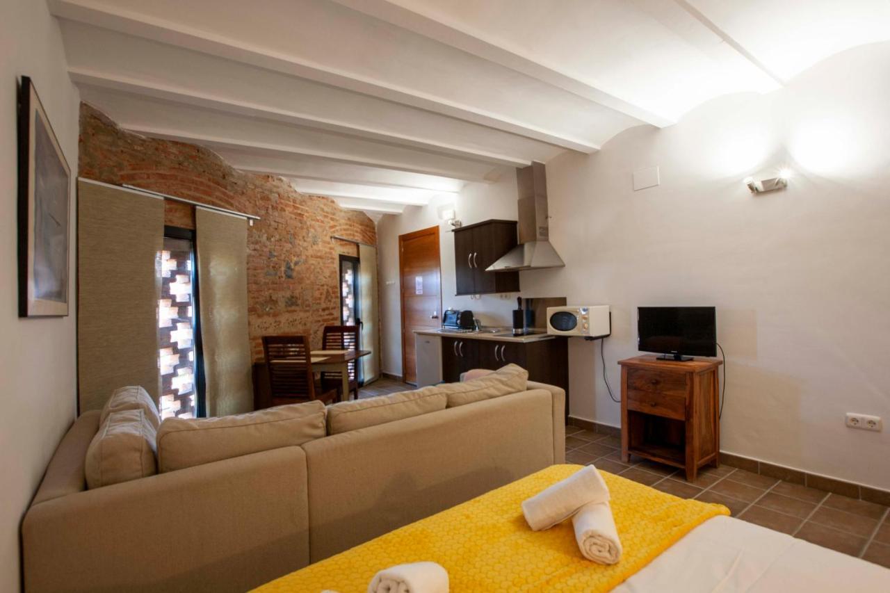 La Garrovilla Apartamentos Turisticos Lobelia Suites מראה חיצוני תמונה